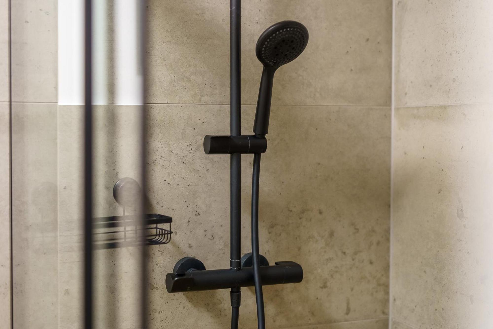 Faro Apartamenty Kasprowicza 20 Basen W Cenie Schwimmbad Im Preis كولوبرزيغ الغرفة الصورة