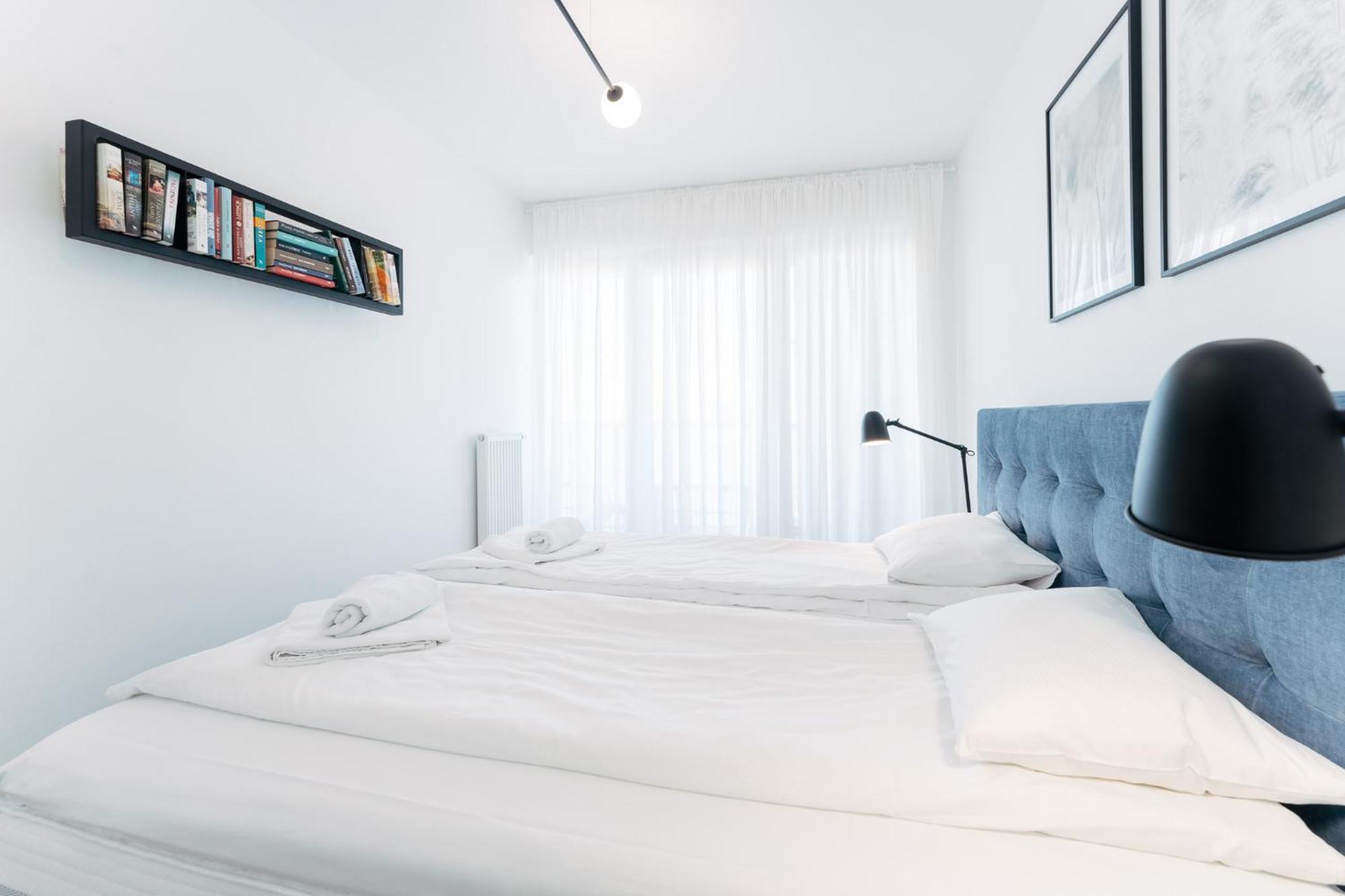 Faro Apartamenty Kasprowicza 20 Basen W Cenie Schwimmbad Im Preis كولوبرزيغ الغرفة الصورة
